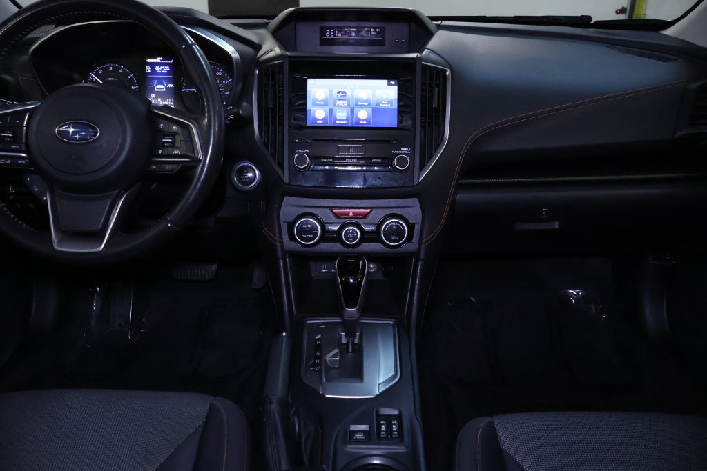 Used 2020 Subaru Crosstrek 2.0i Premium w/ Moonroof Package 1 AWD/4WD image 19