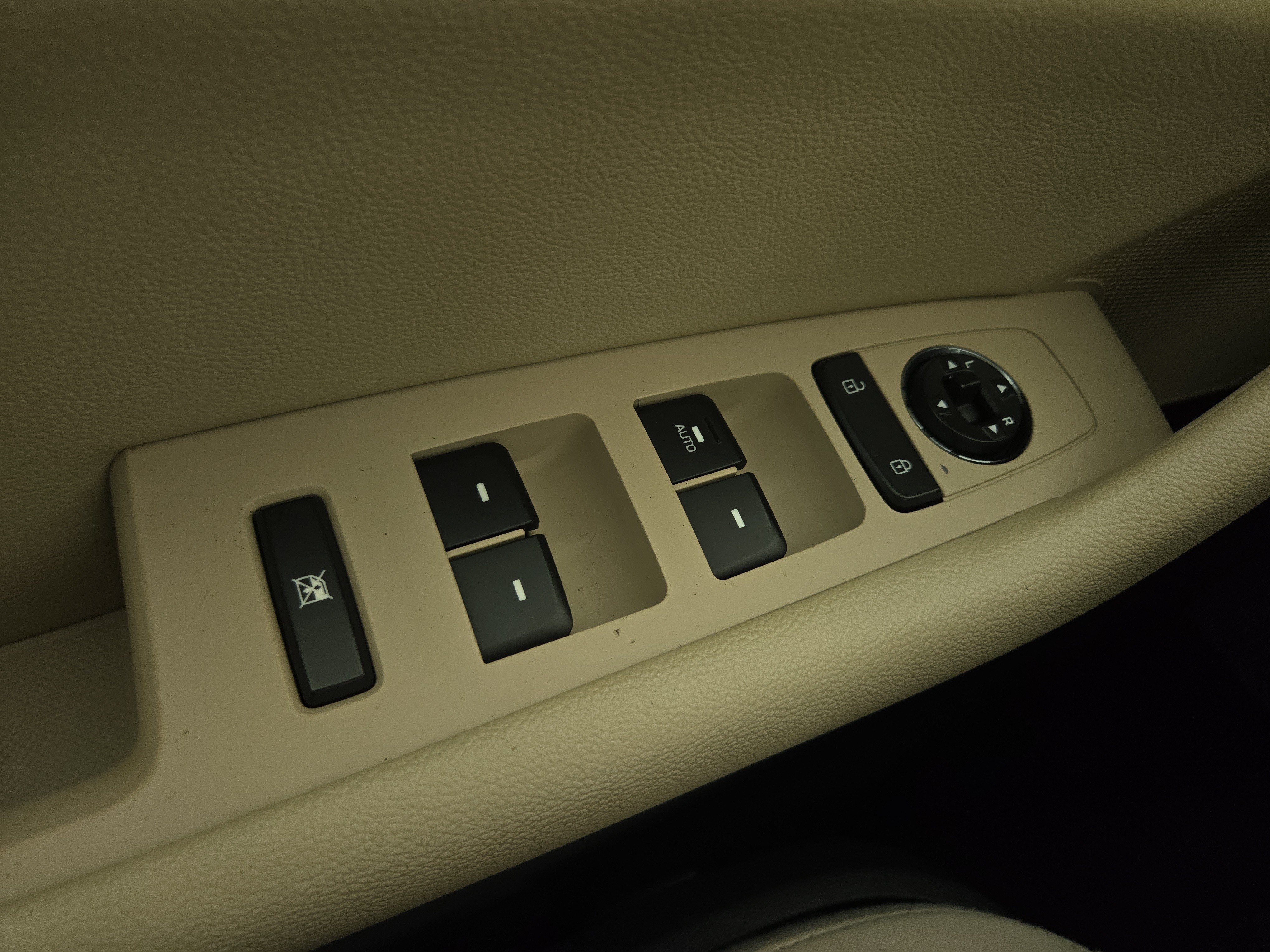 Used 2015 Hyundai Sonata Sport FWD image 25
