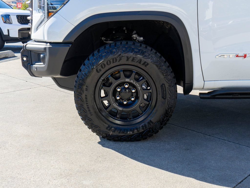 Used 2026 GMC Sierra 1500 AT4X w/ AT4X AEV Edition AWD/4WD image 32