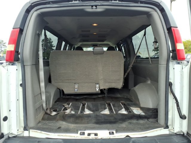 Used 2015 Chevrolet Express 3500 LT w/ LT Preferred Equipment Group RWD image 8