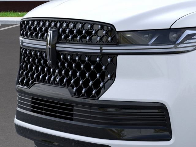 New 2025 Lincoln Navigator L Black Label AWD/4WD image 17