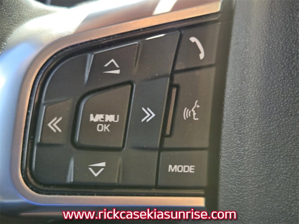 Used 2019 Land Rover Discovery Sport image 29