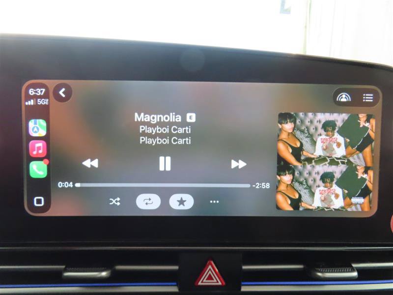 Used 2025 Hyundai Elantra SEL FWD image 23