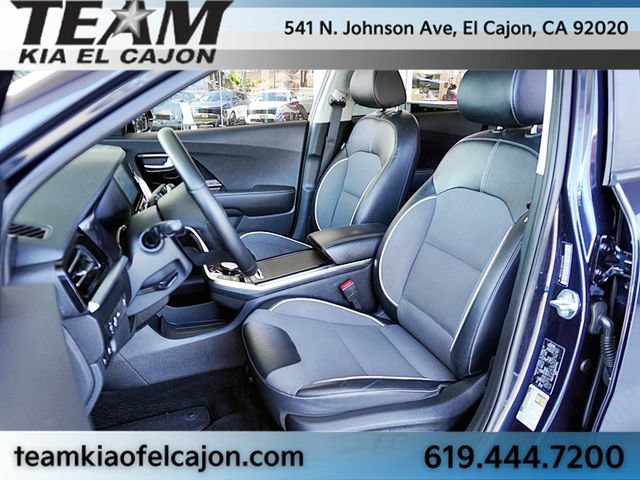Certified 2022 Kia Niro EX FWD image 16