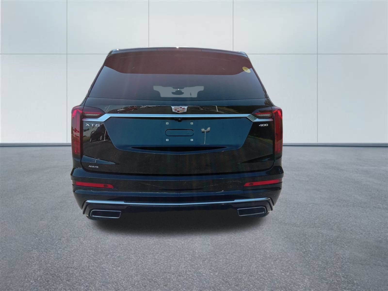Used 2023 Cadillac XT6 Premium Luxury w/ Technology Package AWD/4WD image 4