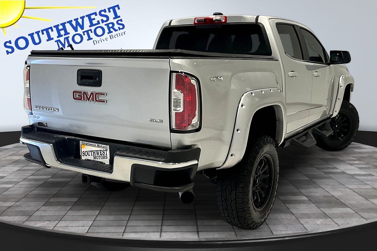 Used 2018 GMC Canyon SLE w/ SLE Convenience Package AWD/4WD image 7