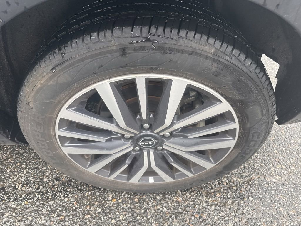 Used 2023 Nissan Kicks SV FWD image 12
