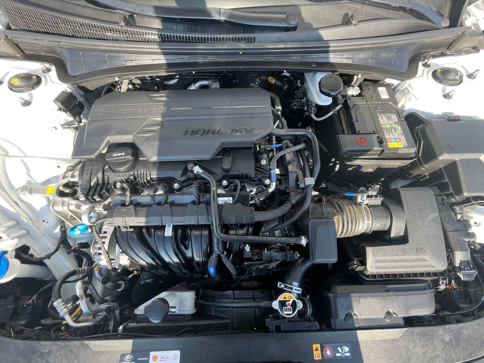 Used 2025 Hyundai Elantra SEL image 32