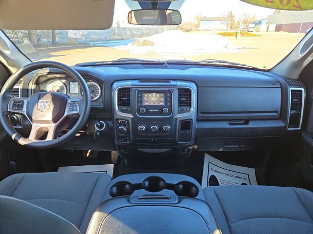 Used 2024 RAM 1500 Classic SLT image 3