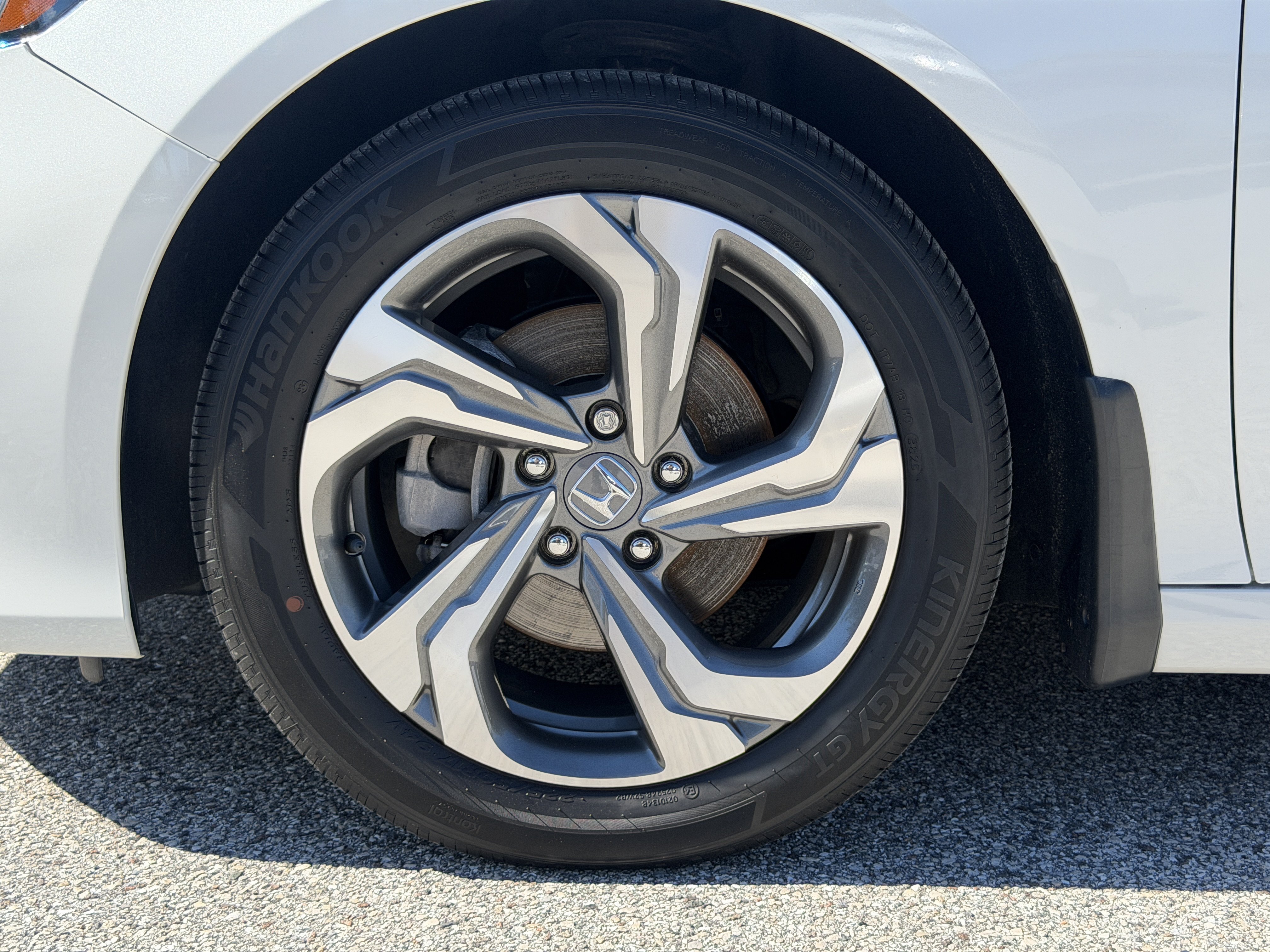 Used 2020 Honda Accord EX-L image 36