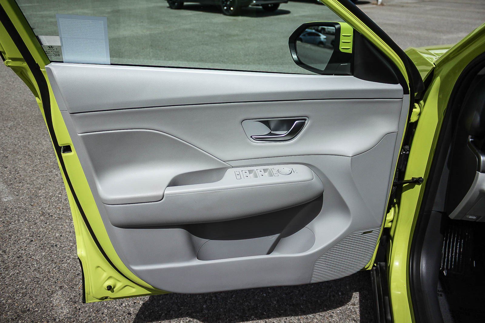Used 2024 Hyundai Kona Limited AWD/4WD image 23