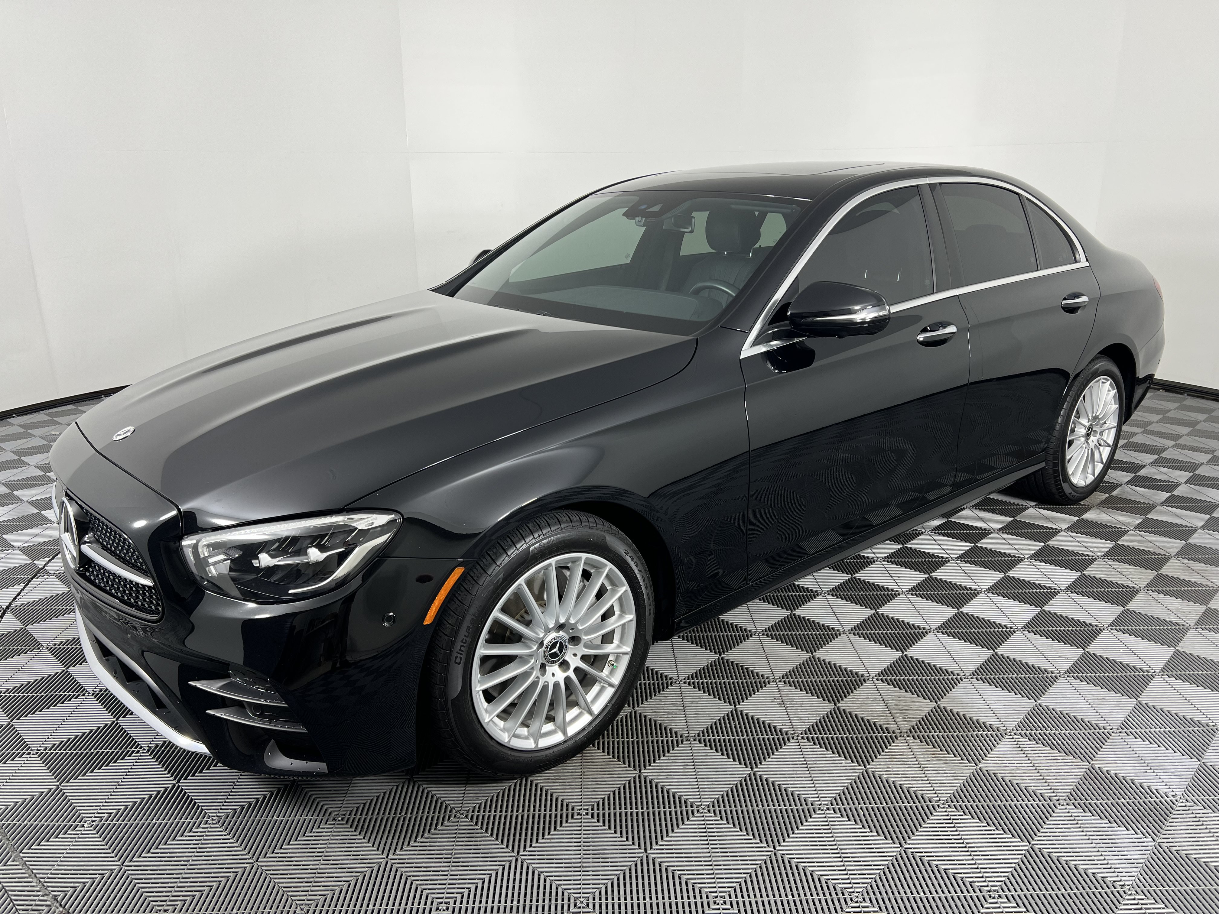 Certified 2023 Mercedes-Benz E 350 4MATIC Sedan image 8