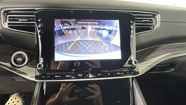 Used 2022 Jeep Wagoneer Series II w/ Rear Seat Video Group 1 RWD image 23