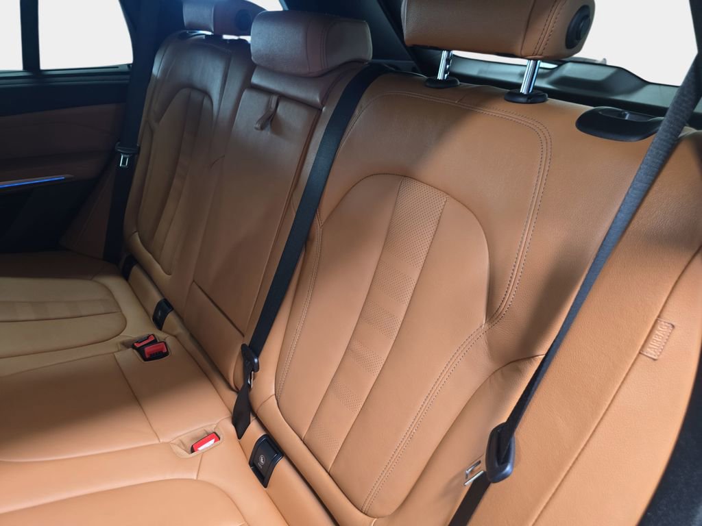 Certified 2022 BMW X5 xDrive45e w/ M Sport Package image 14