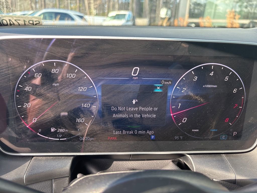 Used 2025 Mercedes-Benz GLC 300 image 39