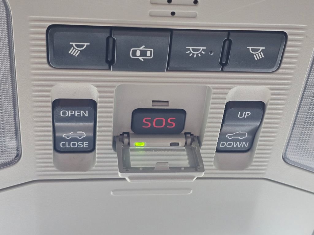 Used 2019 Toyota RAV4 XLE Premium image 23