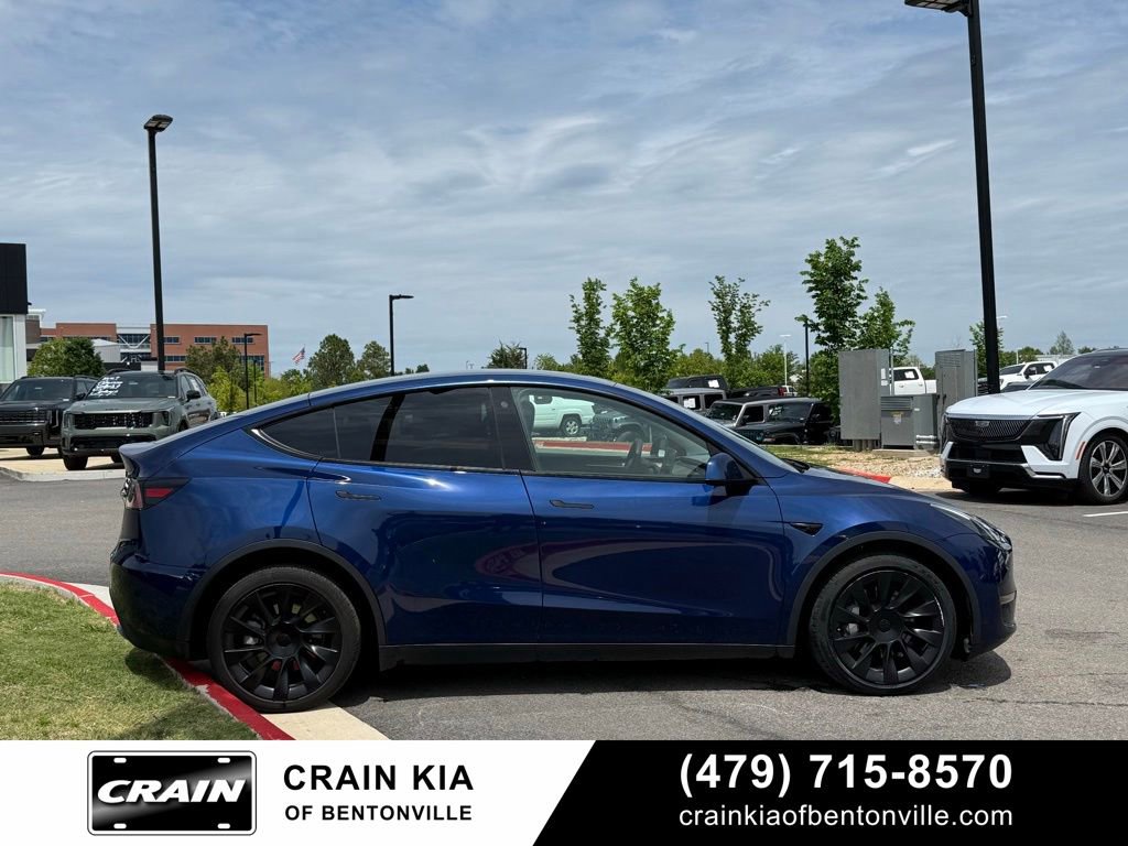Used 2022 Tesla Model Y Long Range AWD/4WD image 8