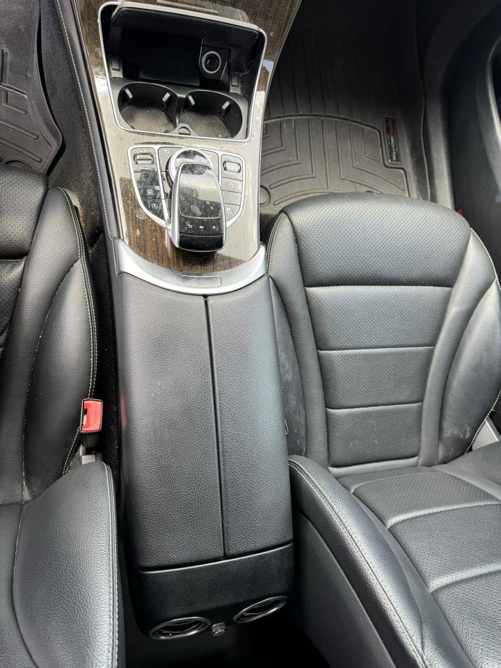Used 2017 Mercedes-Benz GLC 300 4MATIC image 13