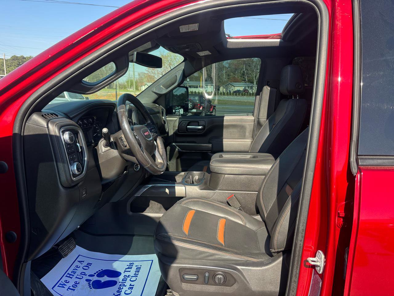 Used 2022 GMC Sierra 2500 AT4 w/ AT4 Preferred Package image 11