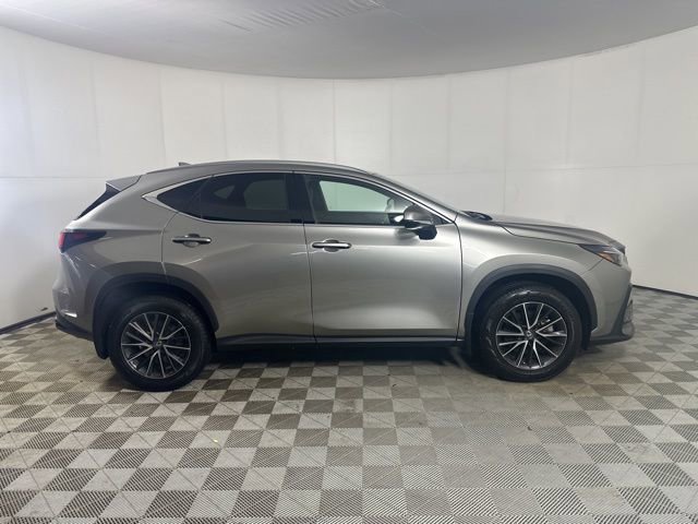 Used 2023 Lexus NX 350 AWD image 4