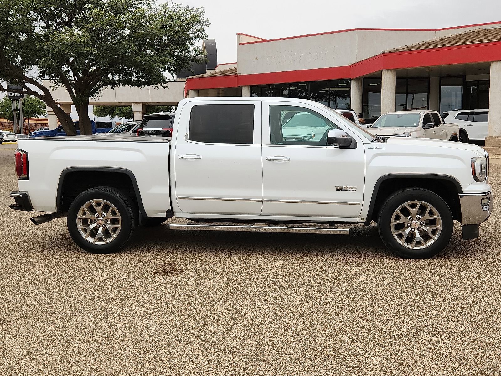 Used 2016 GMC Sierra 1500 SLT w/ Texas SLT Premium Package AWD/4WD image 5