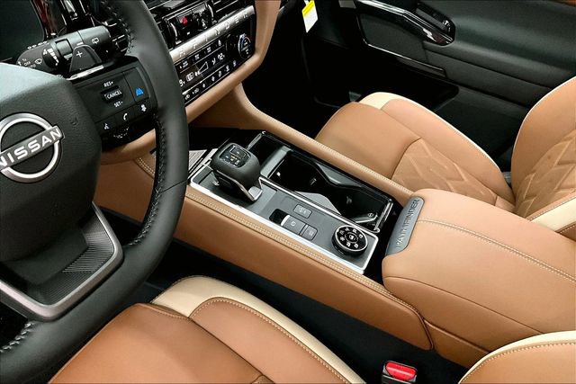 New 2026 Nissan Pathfinder Platinum image 9