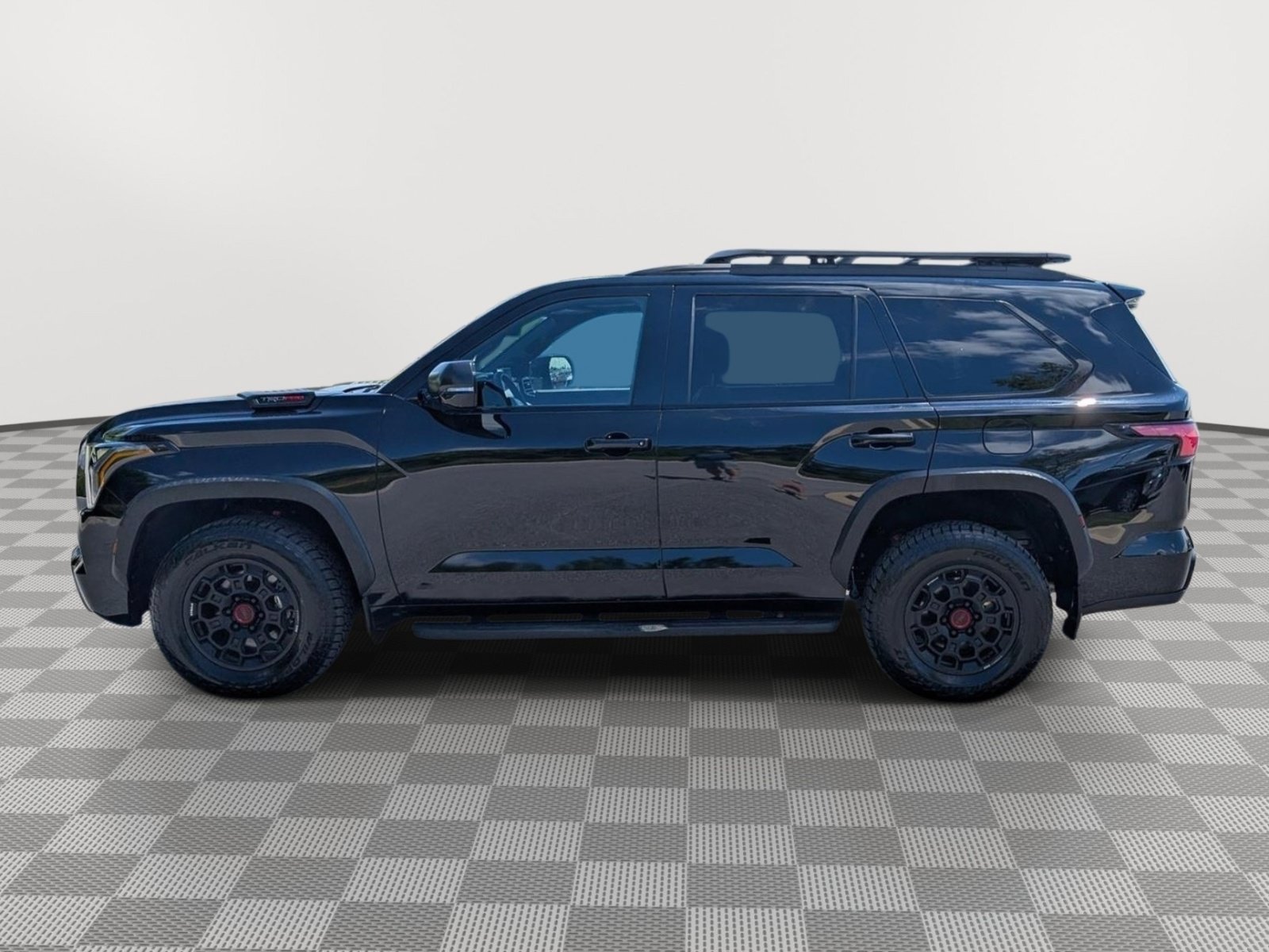 Used 2025 Toyota Sequoia TRD Pro AWD/4WD image 2