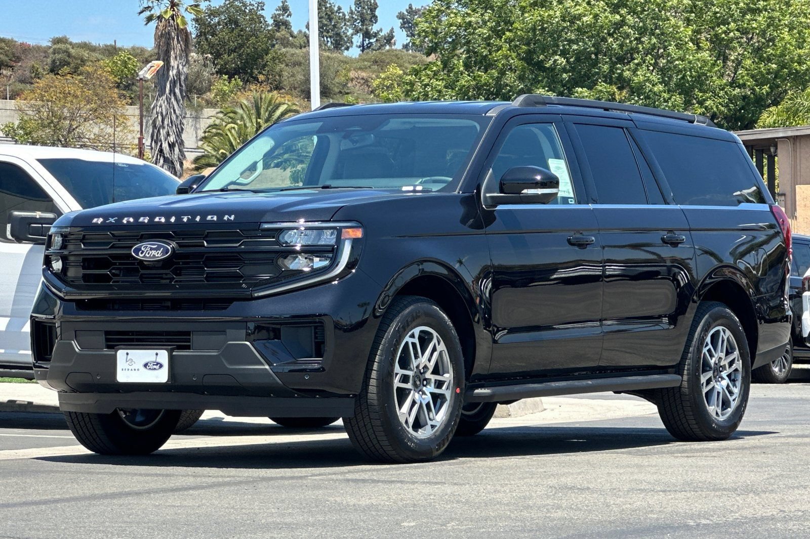 New 2026 Ford Expedition Max Active RWD image 7