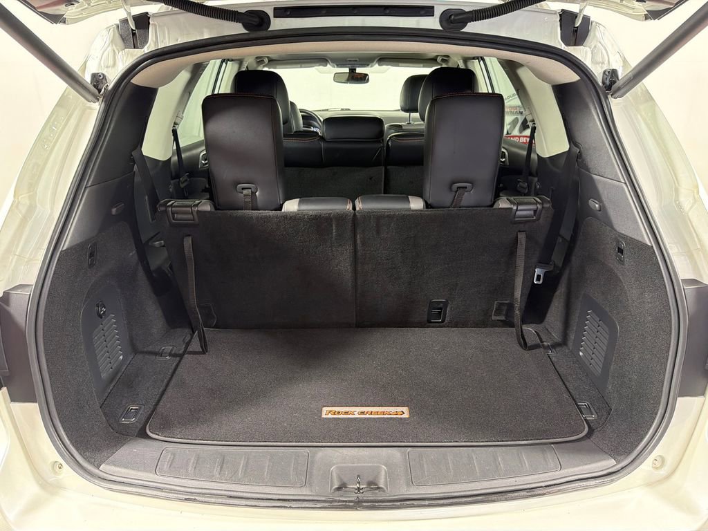Used 2016 Lexus IS 200t w/ F Sport Package RWD image 20