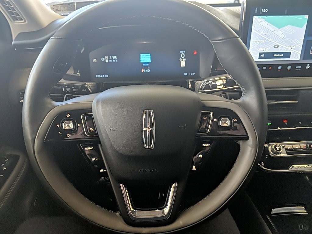 Used 2024 Lincoln Corsair Reserve w/ Equipment Group 201A image 13