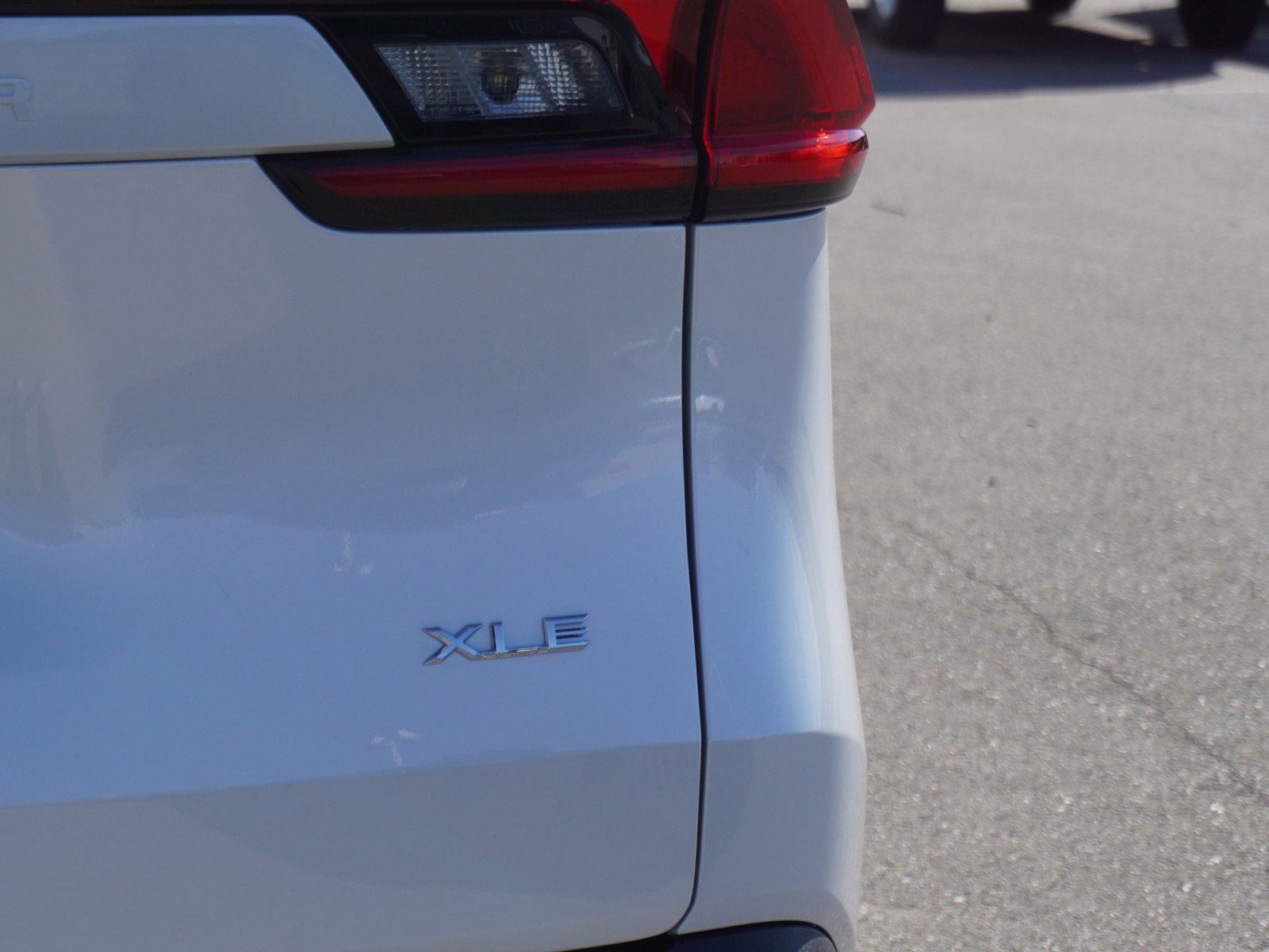 Used 2025 Toyota Grand Highlander AWD image 11