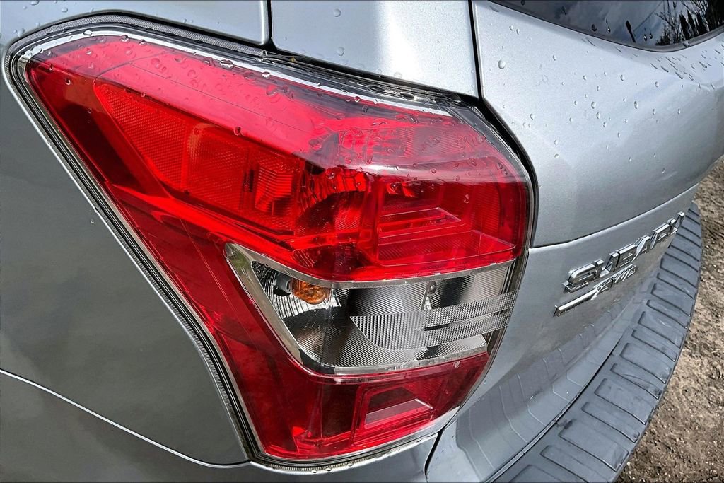 Used 2015 Subaru Forester 2.5i Limited image 28