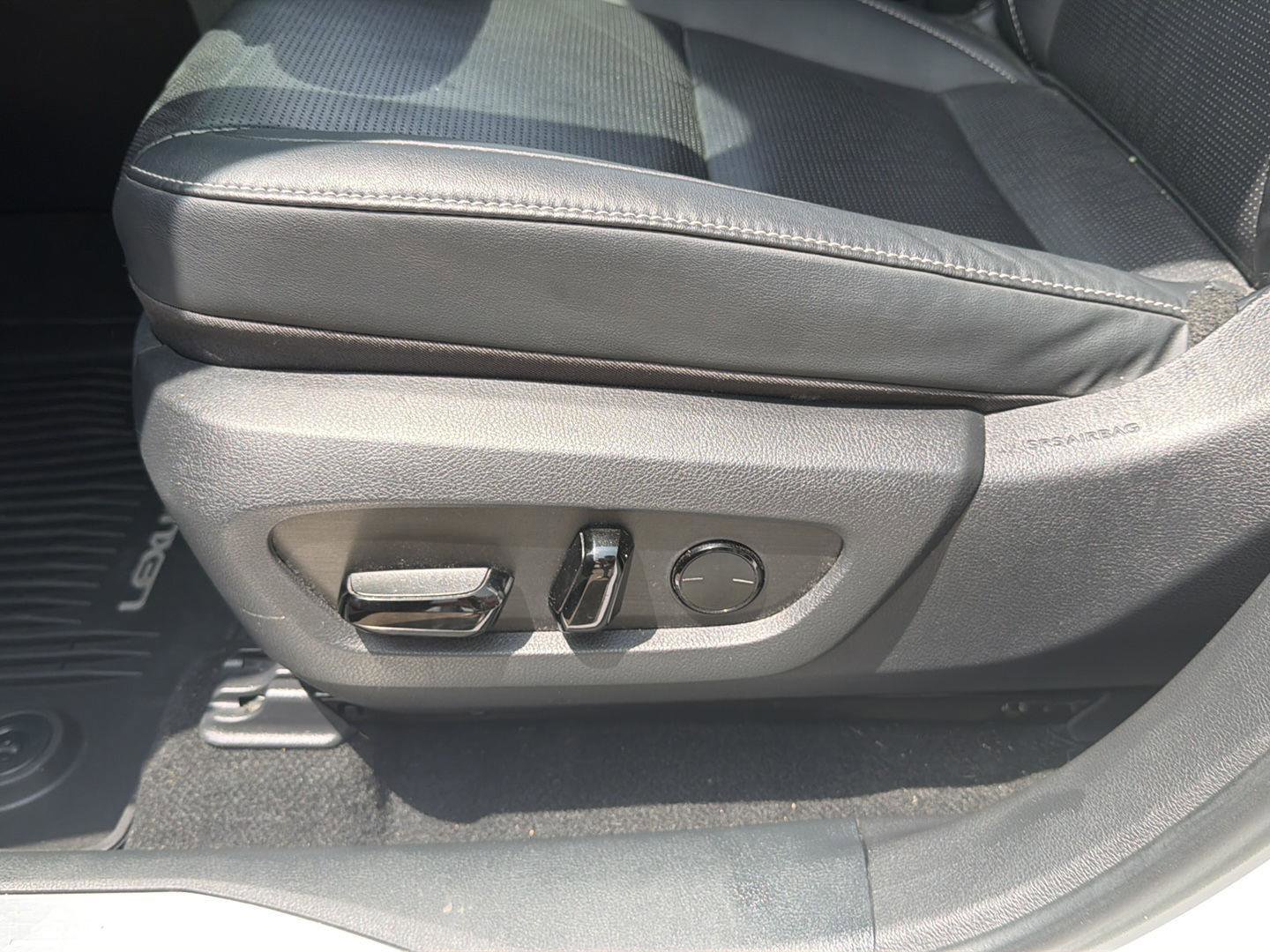 Used 2023 Lexus RX 350 Premium Plus w/ Accessory Package (Z1) FWD image 14