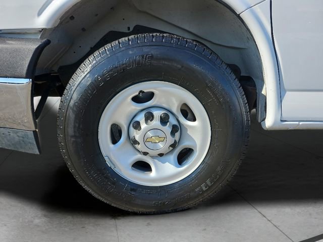 Certified 2024 Chevrolet Express 2500 Work Van w/ Driver Convenience Package image 27