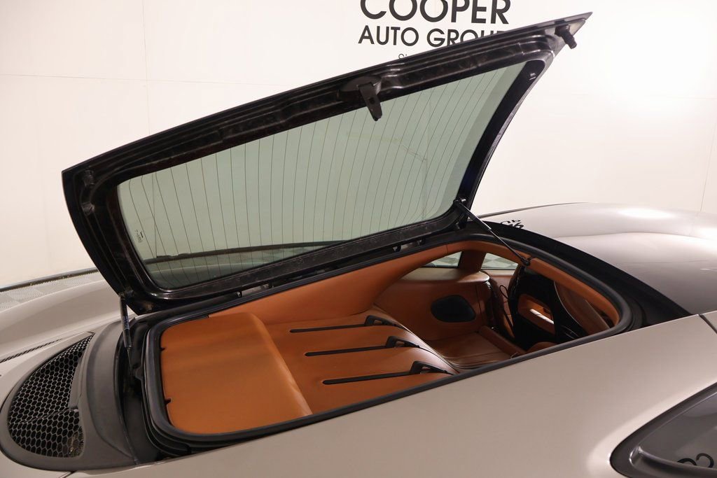 Used 2017 McLaren 570S image 21