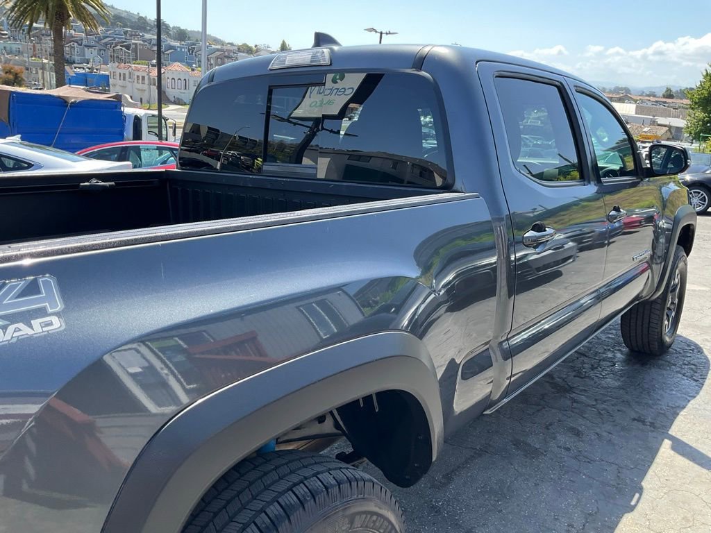 Used 2020 Toyota Tacoma TRD Off-Road w/ Technology Package AWD/4WD image 82