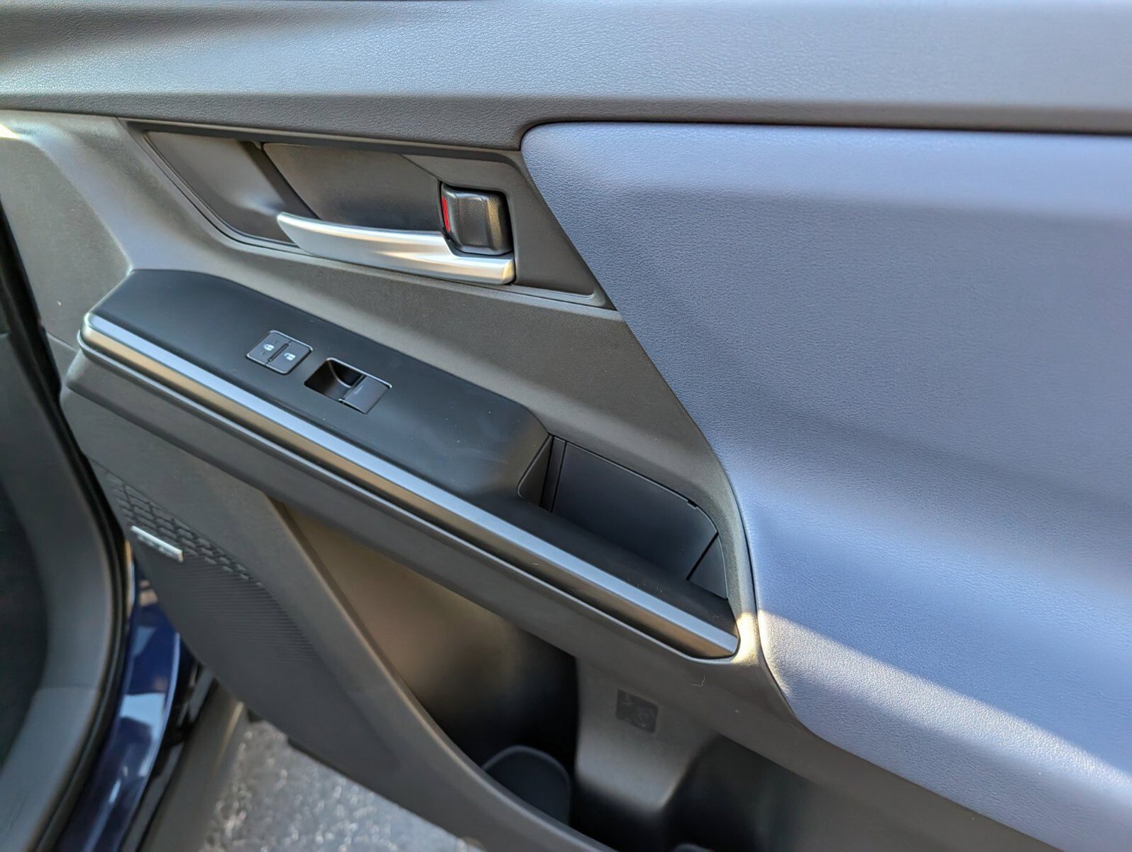 New 2027 Subaru Solterra AWD/4WD image 35