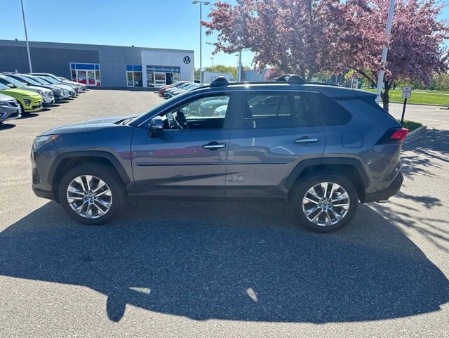 Used 2022 Toyota RAV4 Limited w/ Limited Grade Weather Package AWD/4WD image 6
