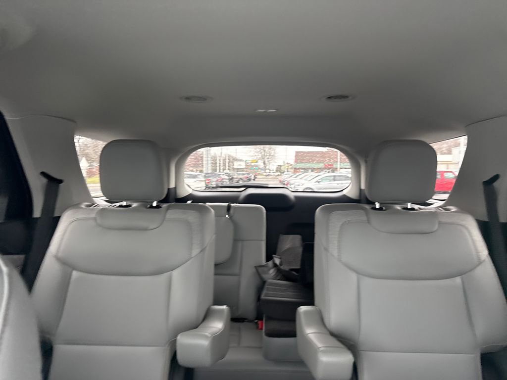 Used 2025 Ford Explorer Active w/ Active Comfort Package image 46