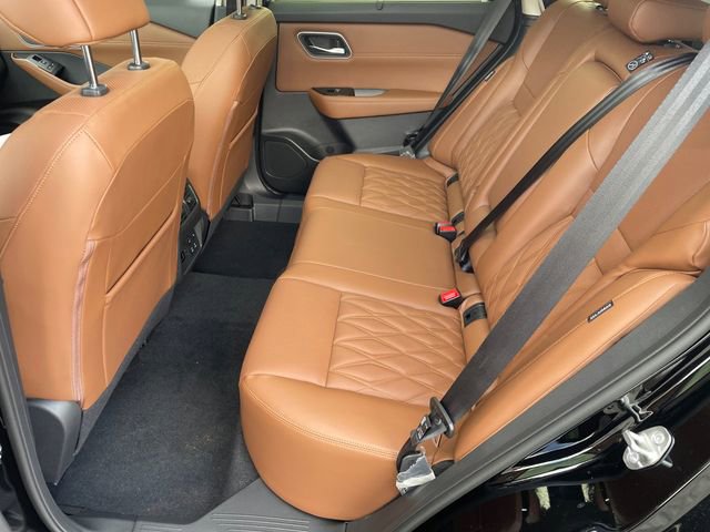 New 2026 Nissan Rogue Platinum w/ Tech Package image 13