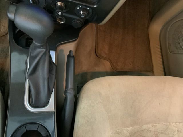 Used 2004 GMC Envoy SLE AWD/4WD image 21