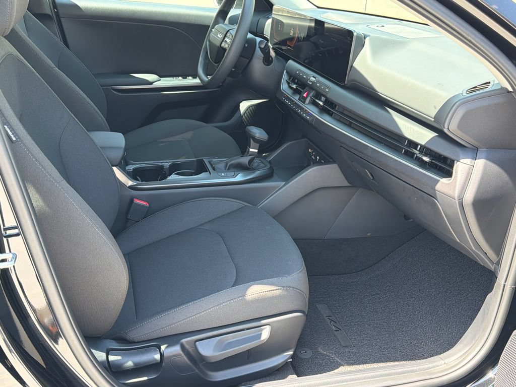 New 2026 Kia K4 FWD image 11