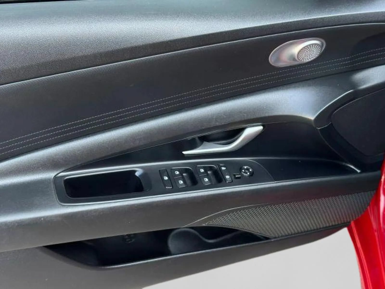 Used 2022 Hyundai Elantra SEL FWD image 12