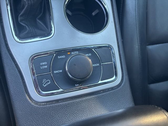 Used 2019 Jeep Grand Cherokee Limited AWD/4WD image 19
