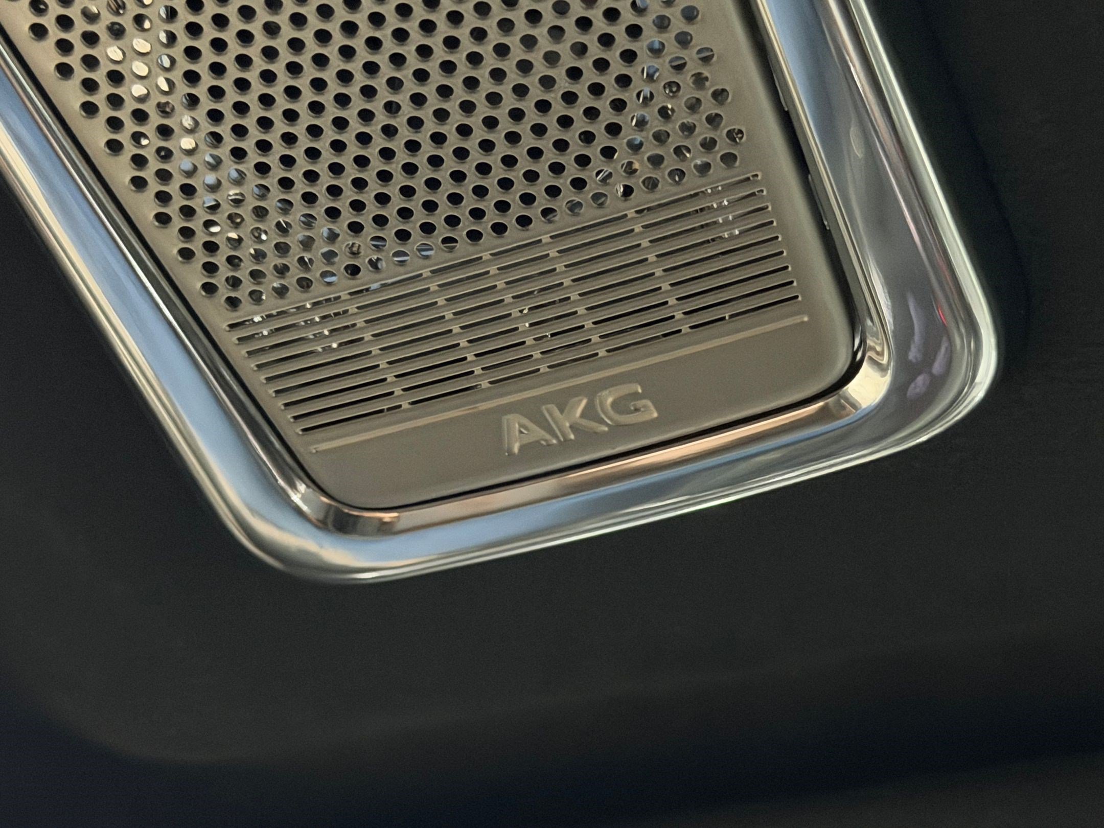 New 2026 Cadillac Vistiq Platinum AWD/4WD image 24