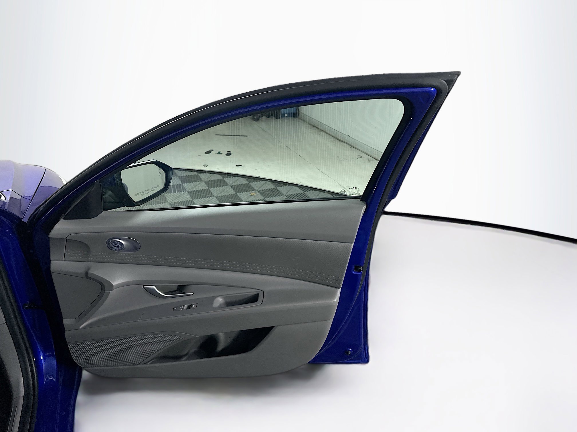 Used 2024 Hyundai Elantra SEL image 31