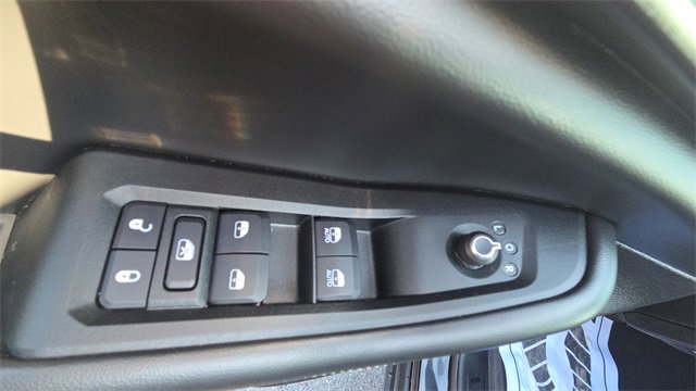 Used 2024 Jeep Grand Cherokee L Laredo w/ Luxury Tech Group I image 23