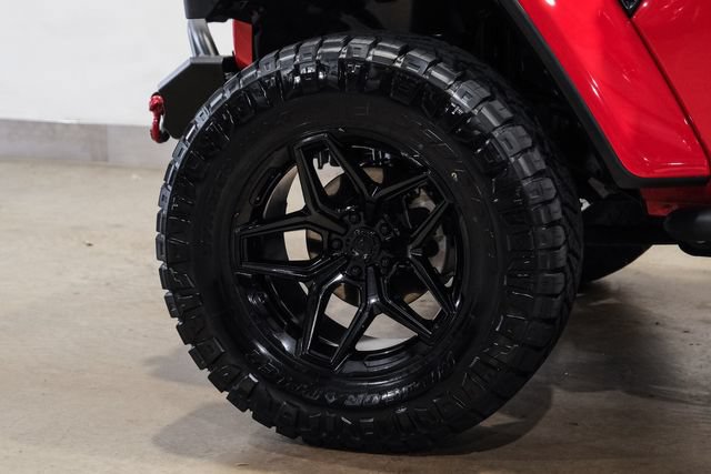 Used 2023 Jeep Wrangler Unlimited Rubicon 392 w/ Trailer Tow Package AWD/4WD image 12