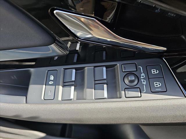 New 2026 Land Rover Range Rover Evoque S image 26