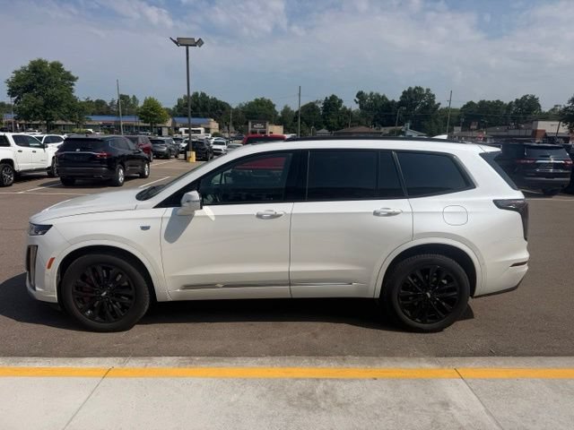 Used 2024 Cadillac XT6 Sport w/ Technology Package AWD/4WD image 11
